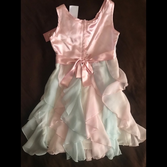 🌸🌺Biscotti Multi colored dress 🌺🌸 - Picture 2 of 3